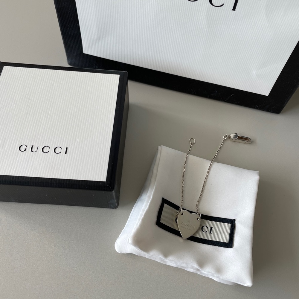 [GUCCI] Sterling Silver Heart Bracelet - Picture 2 of 7